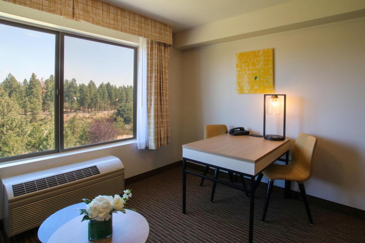 Oxford Suites Spokane Valley Kültér fotó